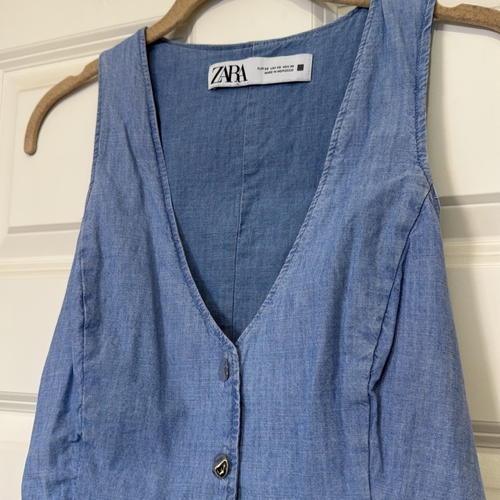 Zara Chambray Vest - Picture 2 of 5